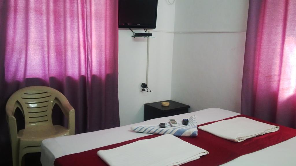 Bed and Breakfast Sugar Plum Macedo Palms Baga Esterno foto