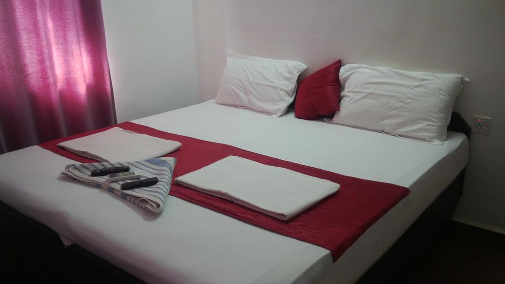 Bed and Breakfast Sugar Plum Macedo Palms Baga Esterno foto